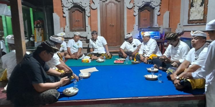 Undangan Pengempon Pura Dadya Pasek Gelgel