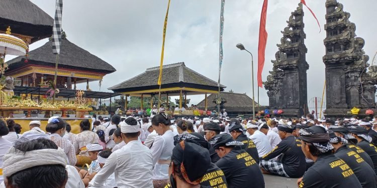 Bakti Penganyaran Jagabaya Pasek Kec.Mengwi