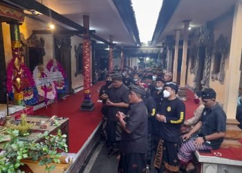 Melayat Rumah Duka Semeton Jagabaya Desa Mengwitani